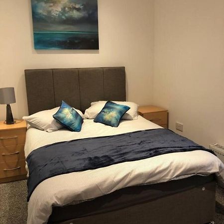 ليفربول Lovely 4-Bed House In Anfield All En-Suite المظهر الخارجي الصورة