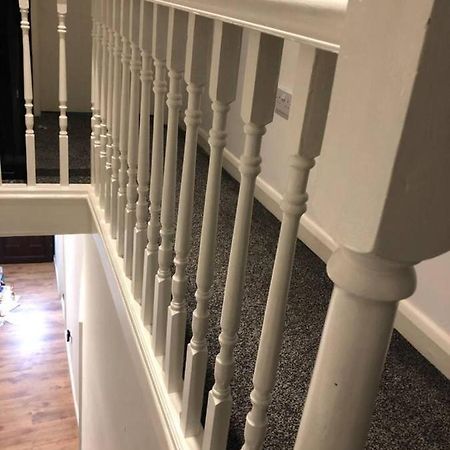 ليفربول Lovely 4-Bed House In Anfield All En-Suite المظهر الخارجي الصورة