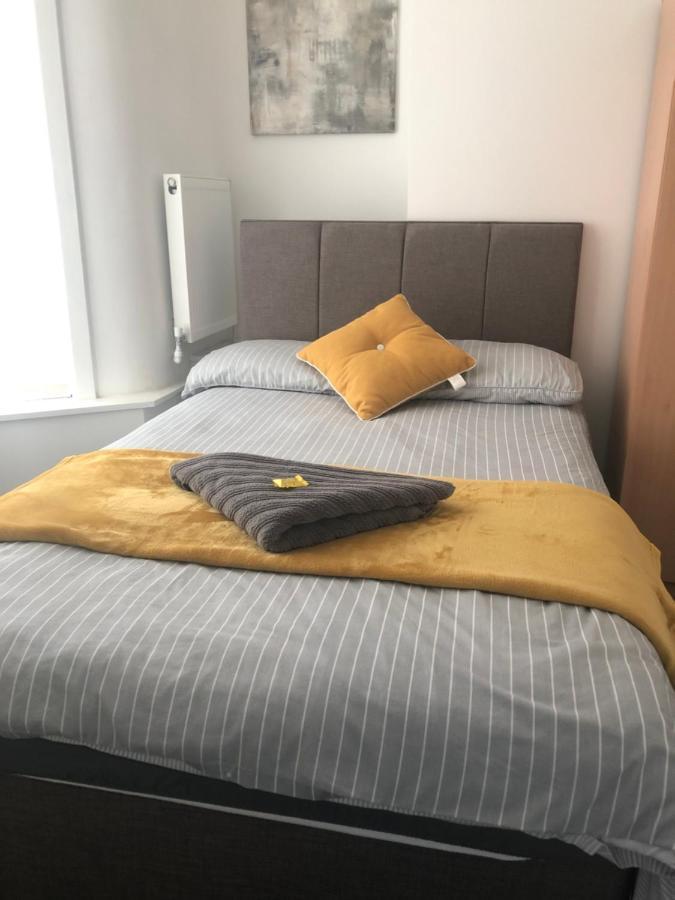ليفربول Lovely 4-Bed House In Anfield All En-Suite المظهر الخارجي الصورة